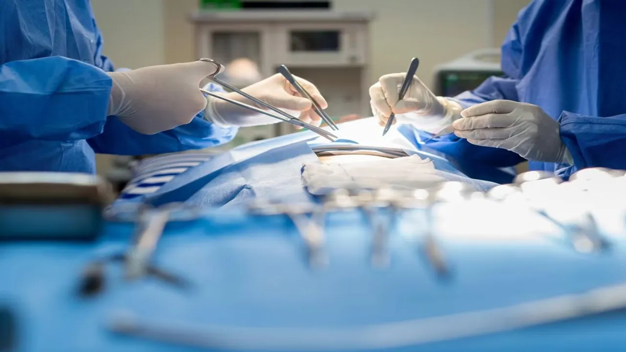 "NRS,NRS Treatment,এনআরএসে মিরাকল,গলায় ত্রিশূল,এনআরএসের খবর,এনআরএস কলকাতা,NRS Kolkata,Kolkata,Nadia,NRS