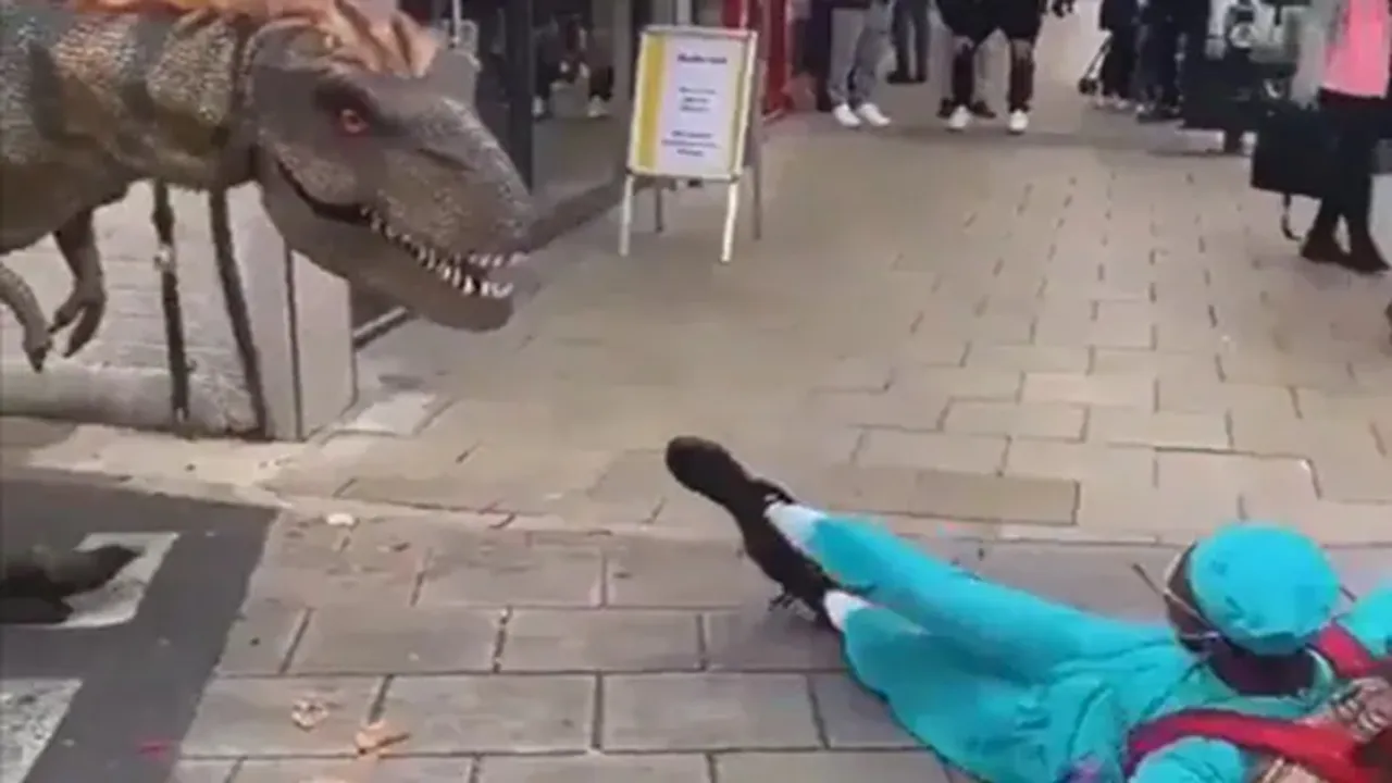 Dangerous Animal,Prank Video,Dianasore,Viral Video,Trending Video,News and Views,Trending Video and Prank Video