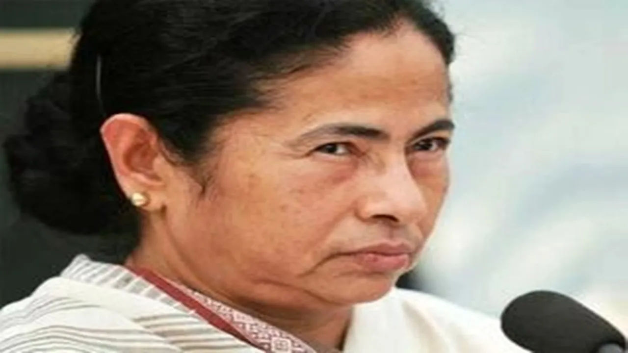 panchayat election 2023 birbhum ulkunda alom mullick tmc, কেমন হবে পঞ্চায়েত ভোট? সাংসদ-বিধায়কের সামনেই খোলসা করলেন তৃণমূলের অঞ্চল সভাপতি