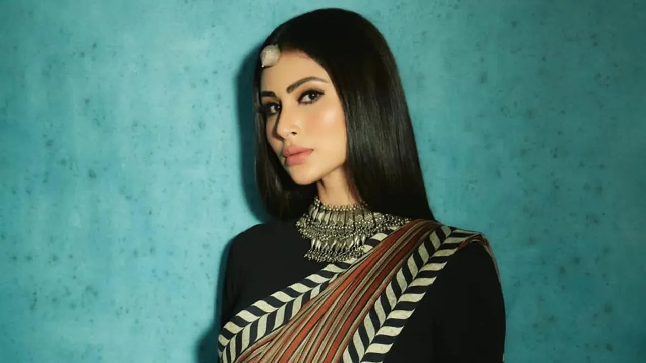 mouni roy in a bengali television tollywood for work