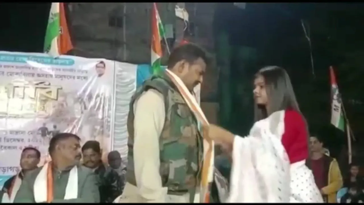West Bengal: Traffic Police Officer felicitated in TMC's programme, BJP-Cong opposes