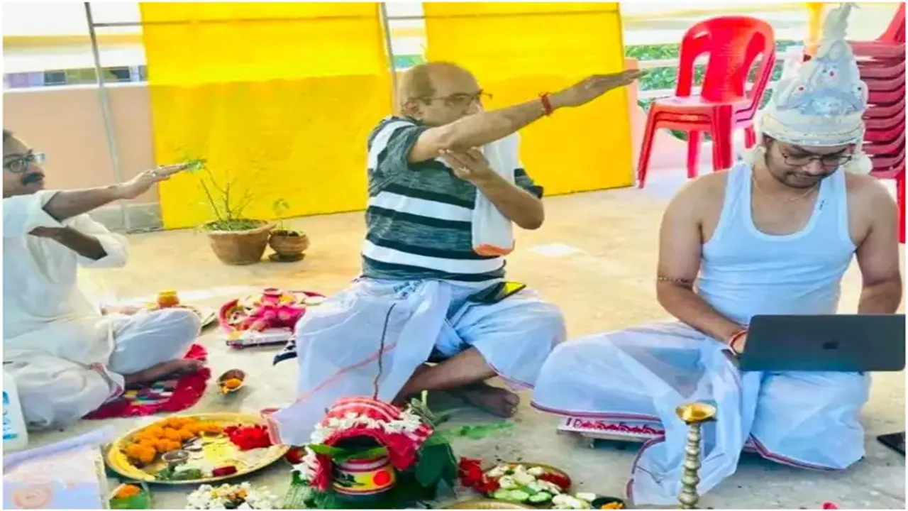 trending, viral, Wedding, groom working on laptop, wedding rituals, shadi ki photo, dulhe ki photo, work from home, side effects of work from home, viral photo, viral Bengali groom,