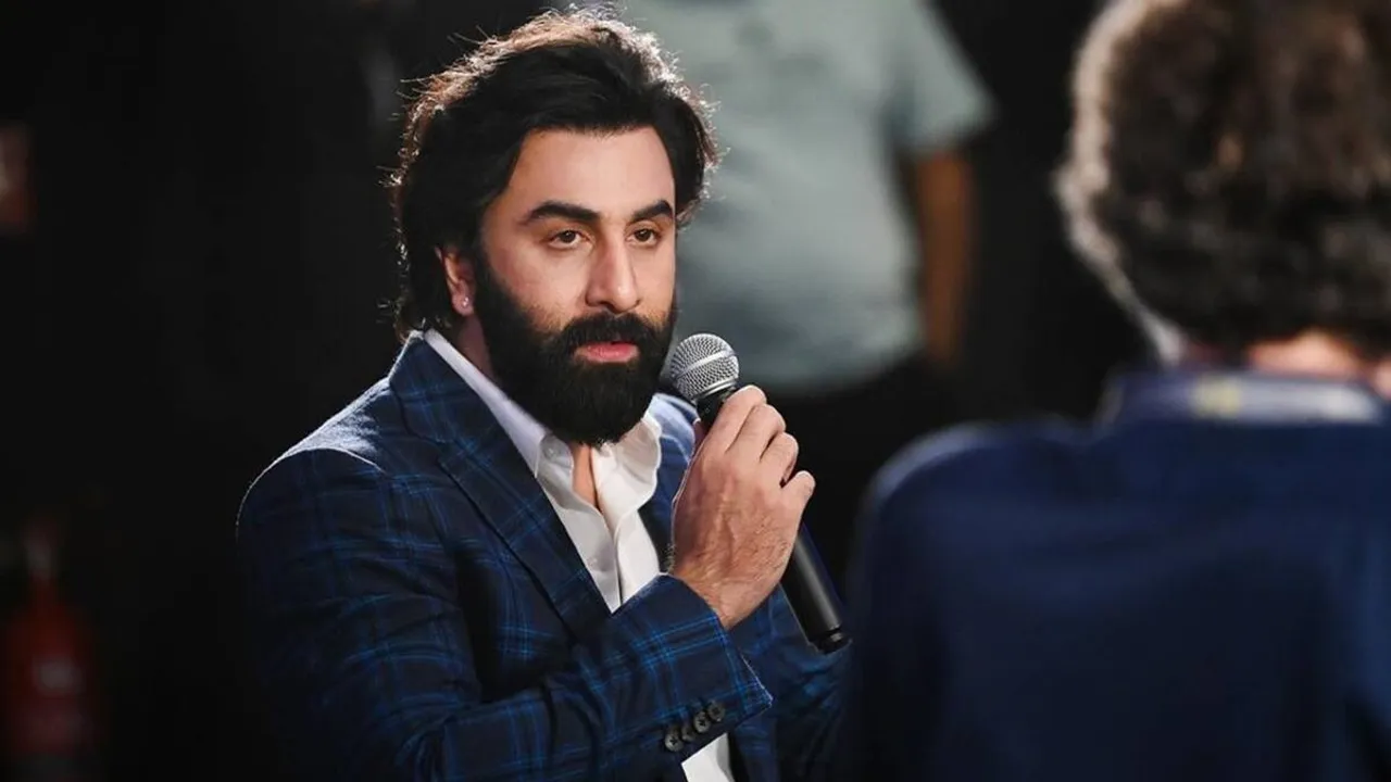 ranbir kapoor planning to direct movies said shamshera was the mistake