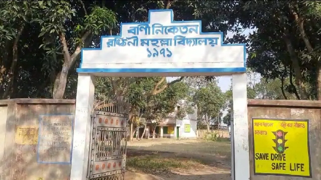 fake teacher teach them long 2 years, students shocked about that