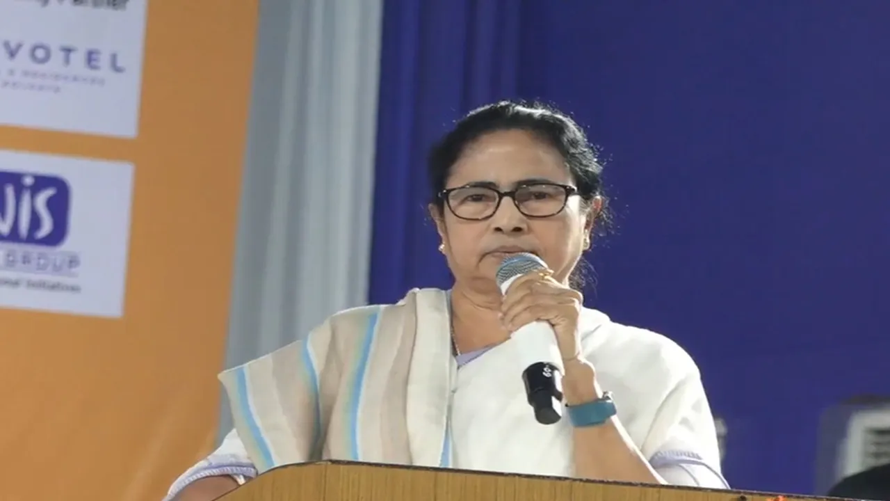 strict guidelines issued to prevent strike of government employees by nabanna , সরকারি কর্মীদের ধর্মঘট রুখতে কড়া নির্দেশিকা নবান্নের