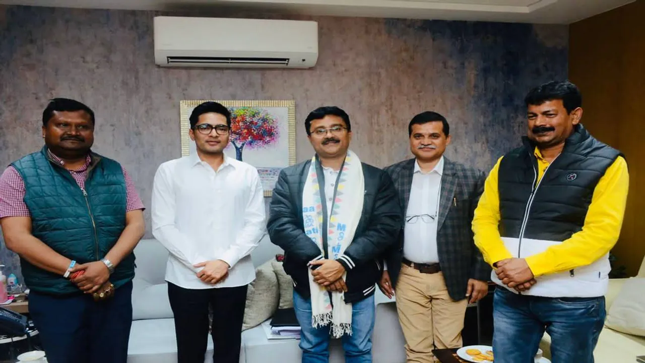 BJP MLA Suman Kanjilal joins TMC