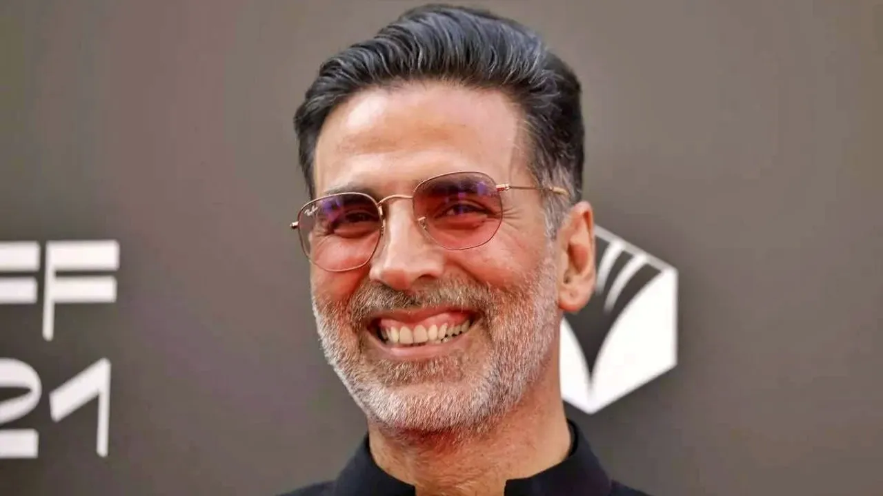 Akshay Kumar, Akshay Kumar citizenship, Akshay Kumar Canada, Akshay Kumar passport, অক্ষয় কুমার, অক্ষয় কুমারের নাগরিকত্ব, অক্ষয়ের পাসপোর্ট, অক্ষয় কুমারের ওয়ার্ল্ড রেকর্ড, বলিউডের খবর