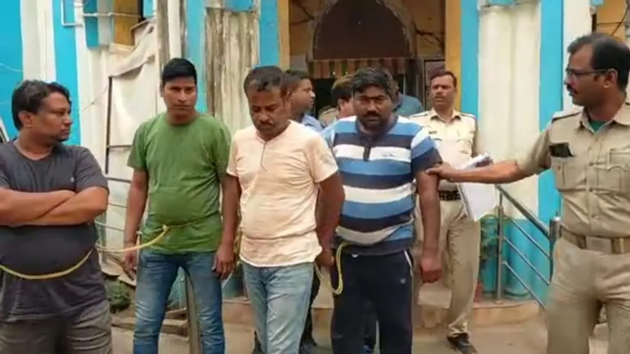 Four arrested in the name of admission to MBBS