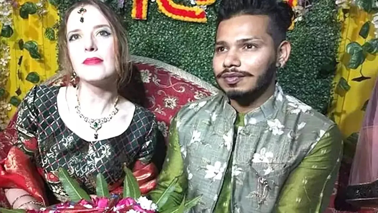 russian girl marry indians,russian girl marry village boy,russian girl marriage,pratapgarh russian girl marriage,marriage viral video,","description":"यूपी के प्रतापगढ़ जिले के बेल्हा गांव की एक शादी लोगों का ध्यान अपनी ओर खींच रही है यहां रूस की एक लड़की वेरोनिका ने हिंदू रीति-रिवाजों के साथ अमित सिंह नाम के लड़के के साथ शादी रचाई है।","image":{"@type":"ImageObject","url":"https://static.tnnbt.in/thumb/msid-97926241,imgsize-103880,width-1280,height-720,resizemode-75/97926241.jpg","height":720,"width":1280,"caption":"Russian girl marry Indians"},"author":[{"@type":"Person","name":"टाइम्स नाउ नवभारत","url":"https://www.timesnowhindi.com/author/times-now-navbharat-479258775"}],"publisher":{"@type":"Organization","name":"Times Now Navbharat","logo":{"@type":"ImageObject","url":"https://static.tnnbt.in/photo/msid-94319133/94319133.jpg","width":600,"height":60}}}INDDark Modeसाइन इन करें ताज़ा खबरदेशएंटरटेनमेंटस्पोर्ट्सएजुकेशनवायरलवीडियोवेब स्टोरीअध्यात्मलाइफस्टाइलबिजनेसलाइव टीवीसर्चताज़ा खबरदे
