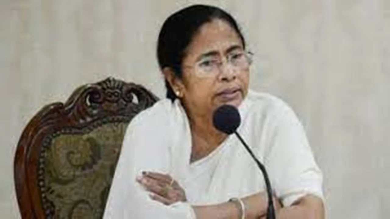 why again mamata banerjee said ed cbi has started sending notice to her family members now