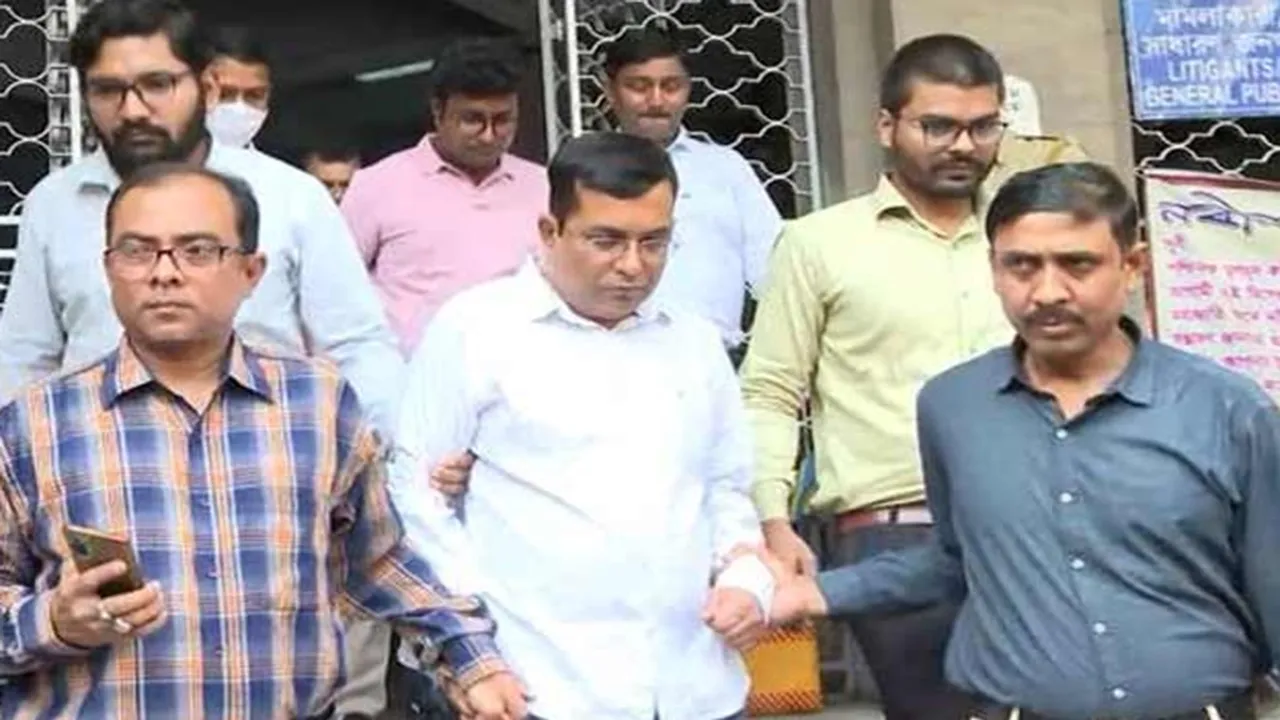 sailesh panda and prosenjit das arrested, এজলাস থেকে গ্রেফতার হাওড়ার দুই ব্যবসায়ী শৈলেশ পাণ্ডা প্রসেনজিৎ দাস