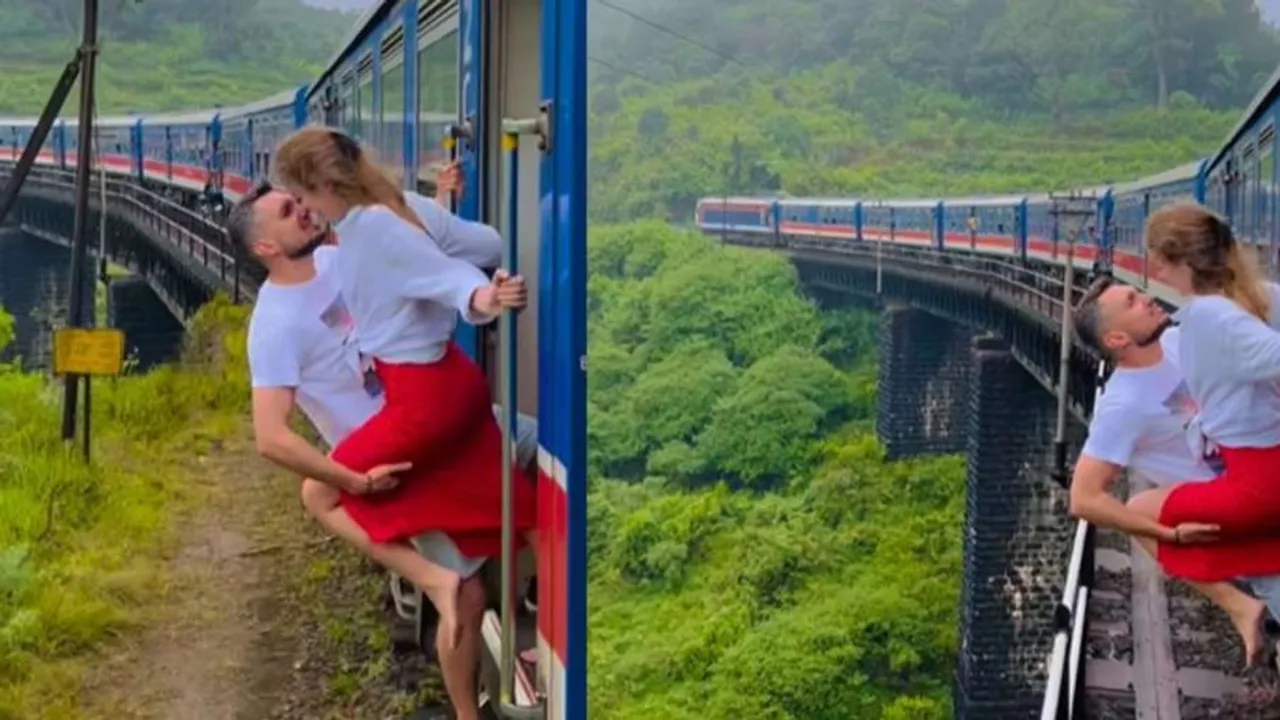 viral kiss video, train kiss video, train viral kiss video, train gate kiss video, kiss ka video,
