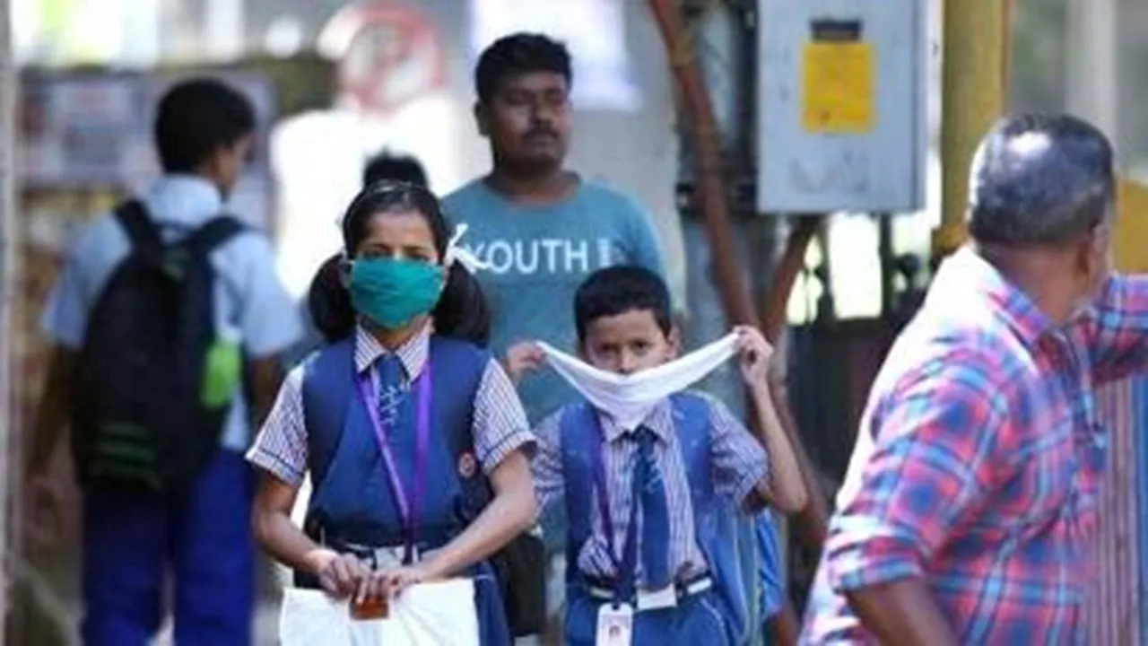 India records 1,300 new Covid infections