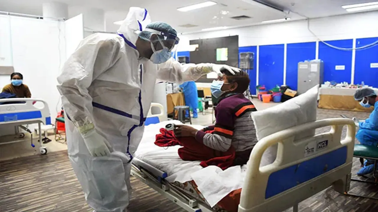 Covid cases rise, Covid update, Covid India numbers, Covid cases up, Covid cases india, oxygen and ICU beds available, covid beds, Indian Express, India news, current affairs