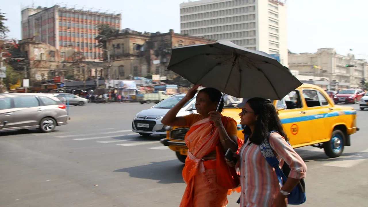 chances of light rainfall in several district of bengal on coming saturday