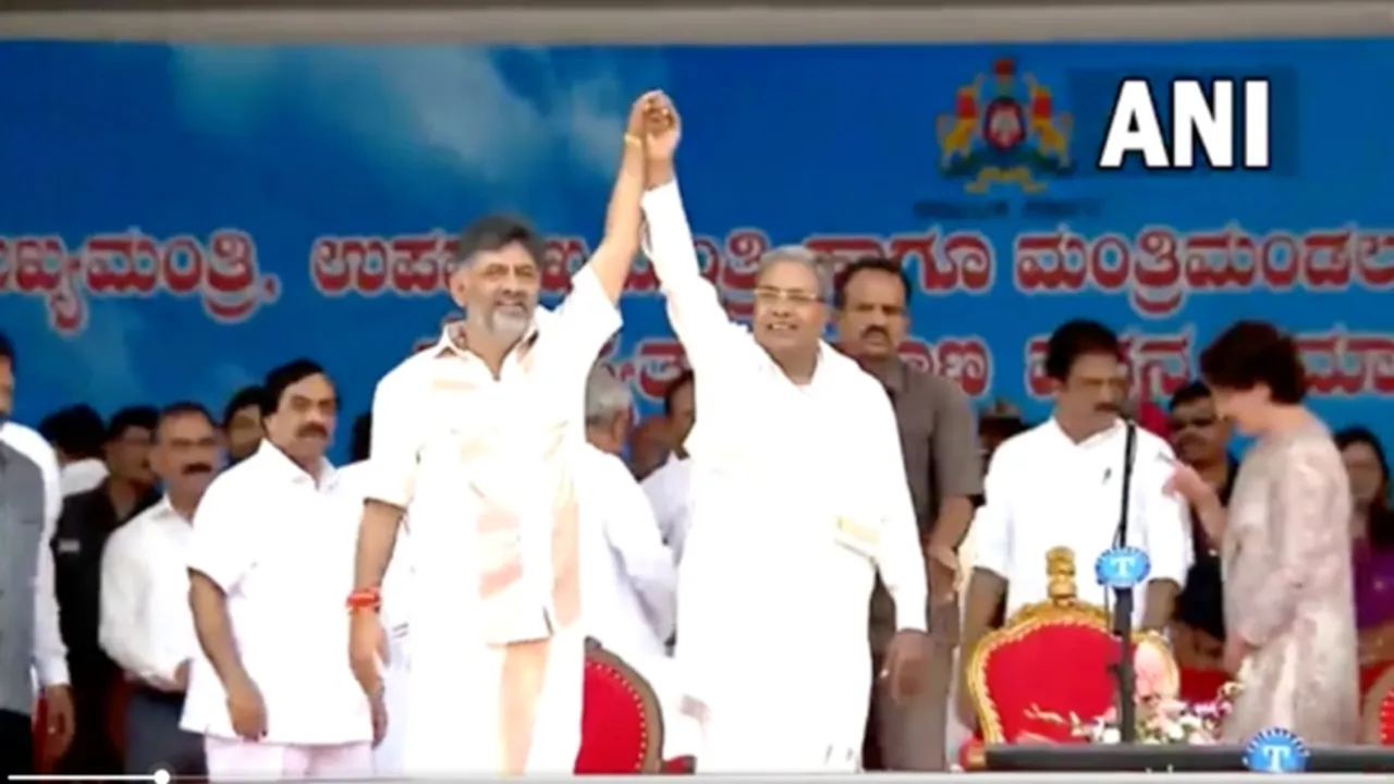 Siddaramaiah takes oath as Karnataka CM