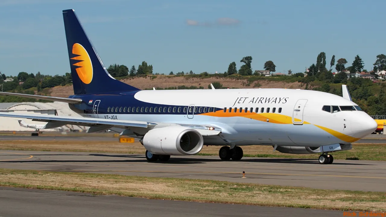 rs 538 cr fraud case on naresh goyal, jet airways founder naresh goyal, jet airways cbi raid, cbi searches offices of jet airways