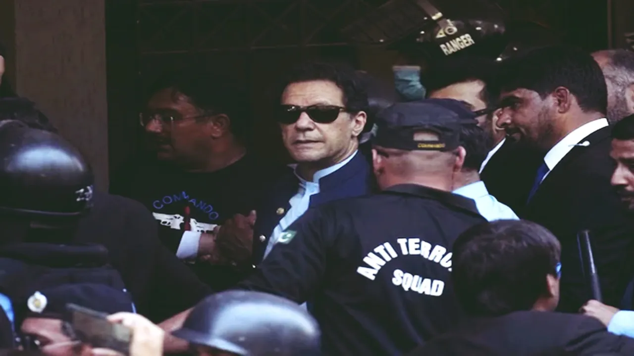 Imran Khan,Imran Khan arrest,Pakistan Military"