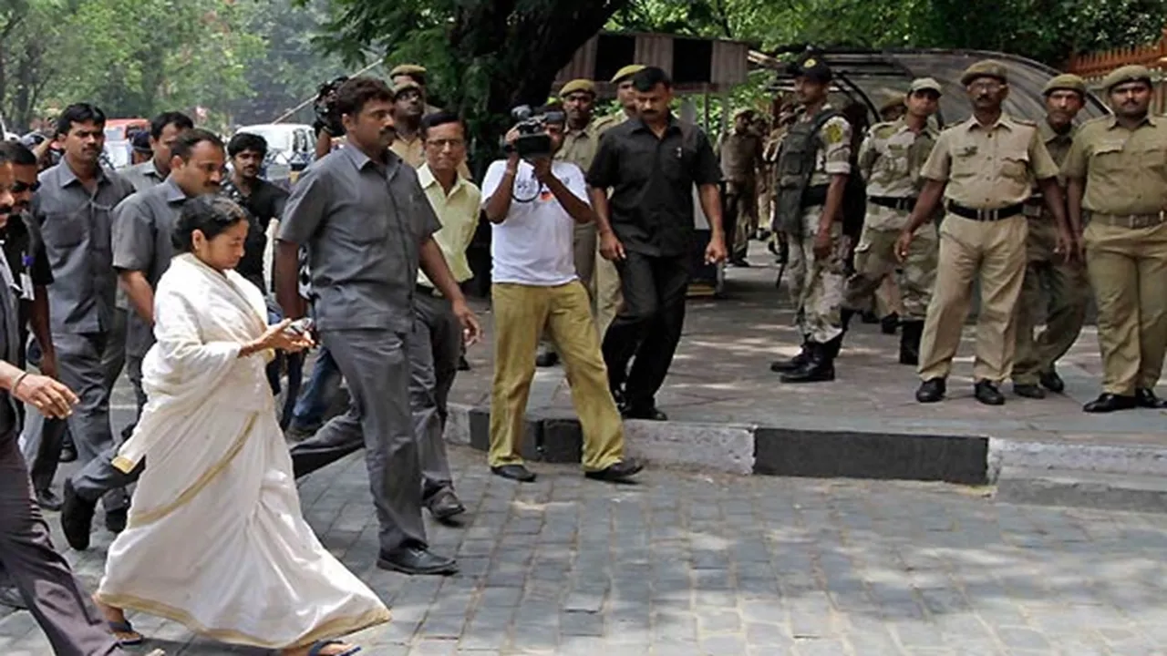 recruitment in police force must be completed within 3 months ordered by mamata banerjee , পুলিশের নিয়োগ নিয়ে বড় নির্দেশ 'ক্ষুব্ধ' মমতার, ট্রেনিংয়েও বদলের পরামর্শ
