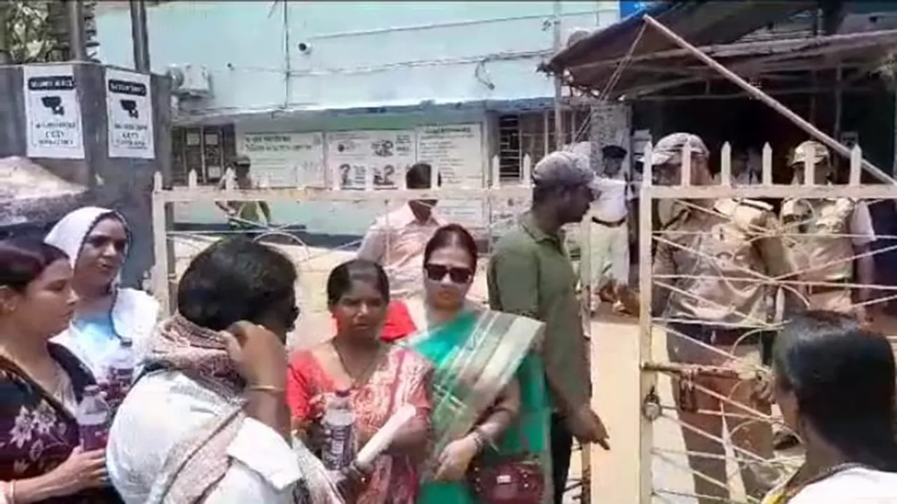 Tmc welcoming opposition with flowers and tea to submit nominations