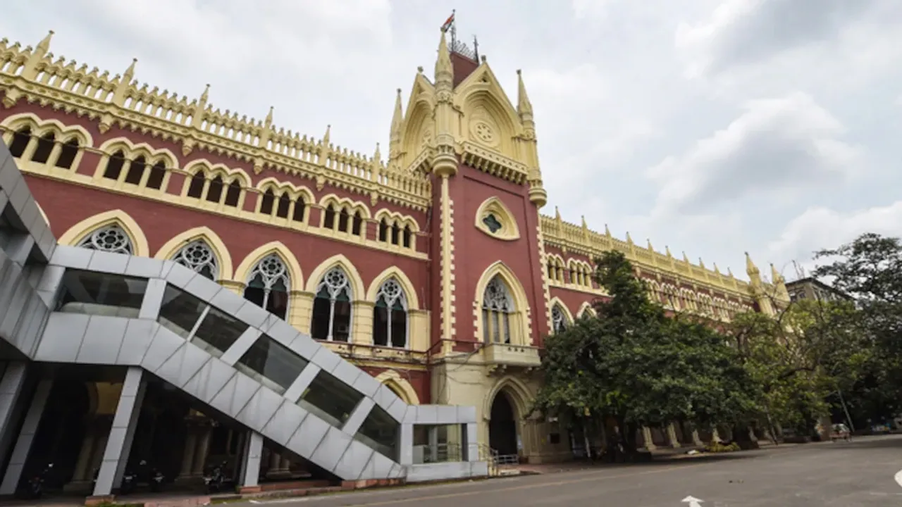 Calcutta High Court directed Mamata Government to conduct student elections in colleges and universities , ছাত্র সংসদ নির্বাচন করানোর জন্য মমতা সরকাররে নির্দেশ দিল কলকাতা হাইকোর্ট