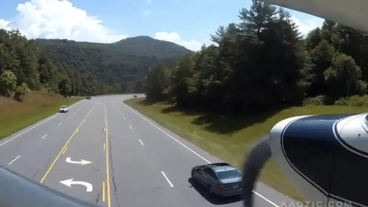 commercial pilot,emergency landing on a highway,Amazing Video,News and Viral Video"