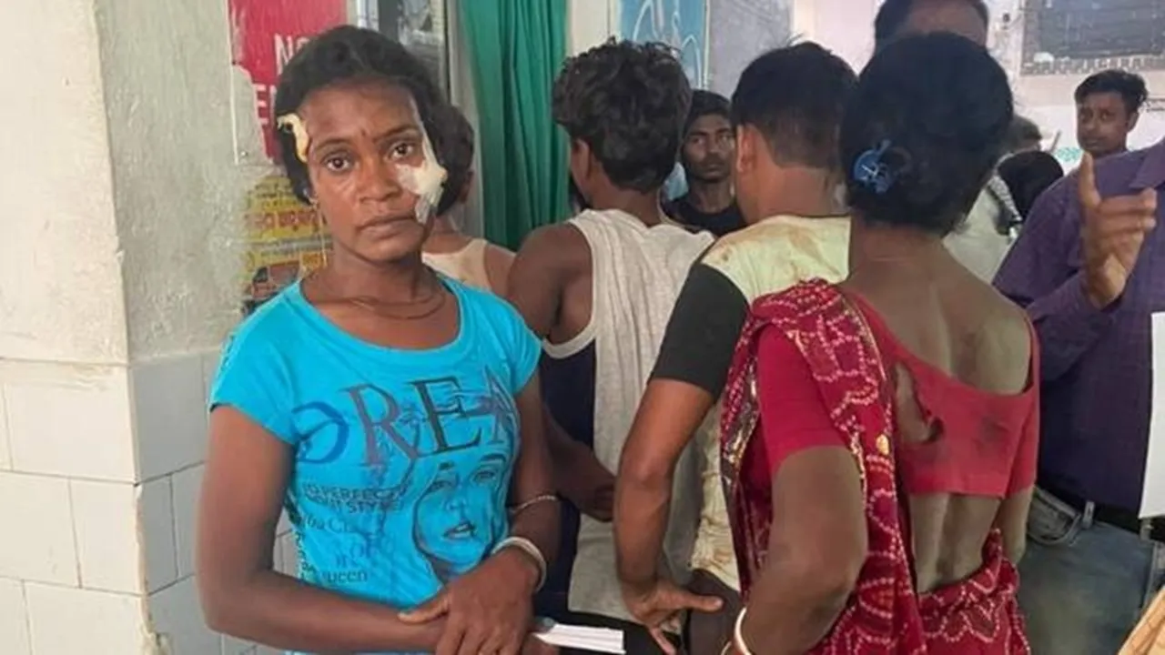 moved my sons body with my own hands lalji sagai balasore , 'নিজের হাতেই ছেলের দেহ সরালাম', বুক ফাটা কান্না আটকে এক দৃষ্টিতে বললেন মা