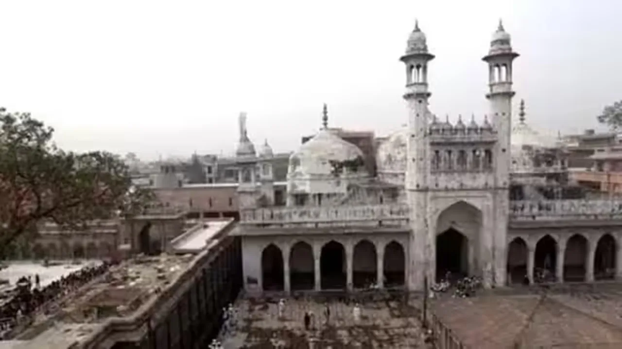 Allahabad High Court , বিডিও-এসডিও-কে সাসপেন্ড, নজিরবিহীন সুপারিশ হাইকোর্ট নিযুক্ত কমিটির