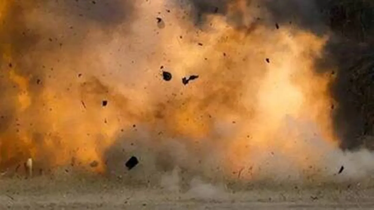 bhangar blast after panchayat election result 2023 , বোমা বাঁধতে গিয়ে ভাঙড়ে বিস্ফোরণ, বীভৎসভাবে ঝলসে গিয়েছেন বহু