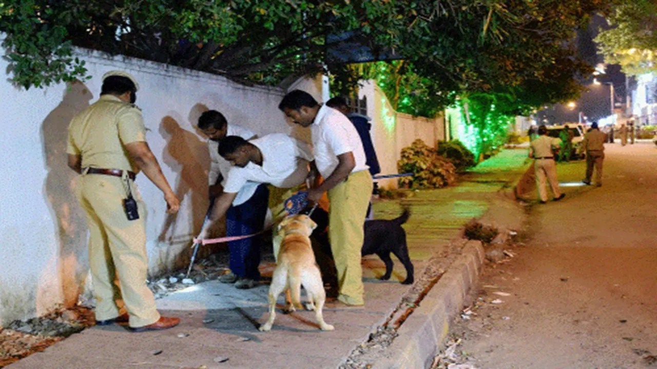 Cops,Central Crime Branch,CCB,Bengaluru,terror-related activities,nabbed"