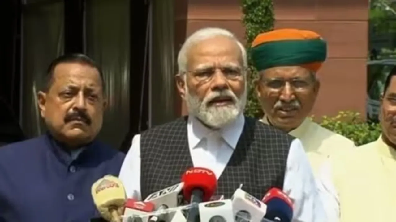 m Modi live,PM Modi manipur,PM Modi live on Manipur,PM Modi pained anger,Pm Modi latest news,PM Modi live speech