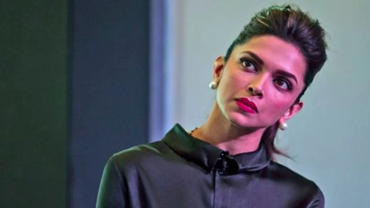 deepika padukone, Ranveer singh, deepveer, deepika padukone at police, deepika padukone got help from police, Ranveer singh losted, Ranveer singh news, Ranveer singh updates, Ranveer singh bollywood, deepika ranveer, দীপিকা- রণবীর, নিখোঁজ রণবীর সিং , বলিউড, টলিউড, bollywood update, tollywood news, entertainment news, latest entertainment news, বিনোদন, আজকের বিনোদনের খবর, ie entertainment news, entertainment update, Indian express entertainment news