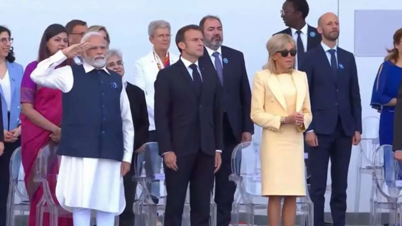 Modi Live Bastille Day Parade,Modi In France Emmanuel Macron Indian Army,Bastille Day Parade France,PM Modi Live