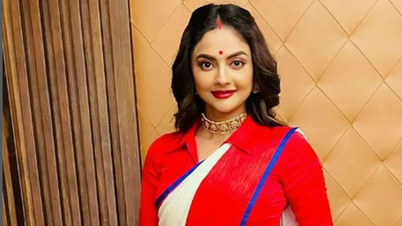 sairiti banerjee, thik jeno love story actress sairiti banerjee, sairiti banerjee actress, sairiti banerjee admitted, sairiti banerjee tollywood, sairiti banerjee entertainment news