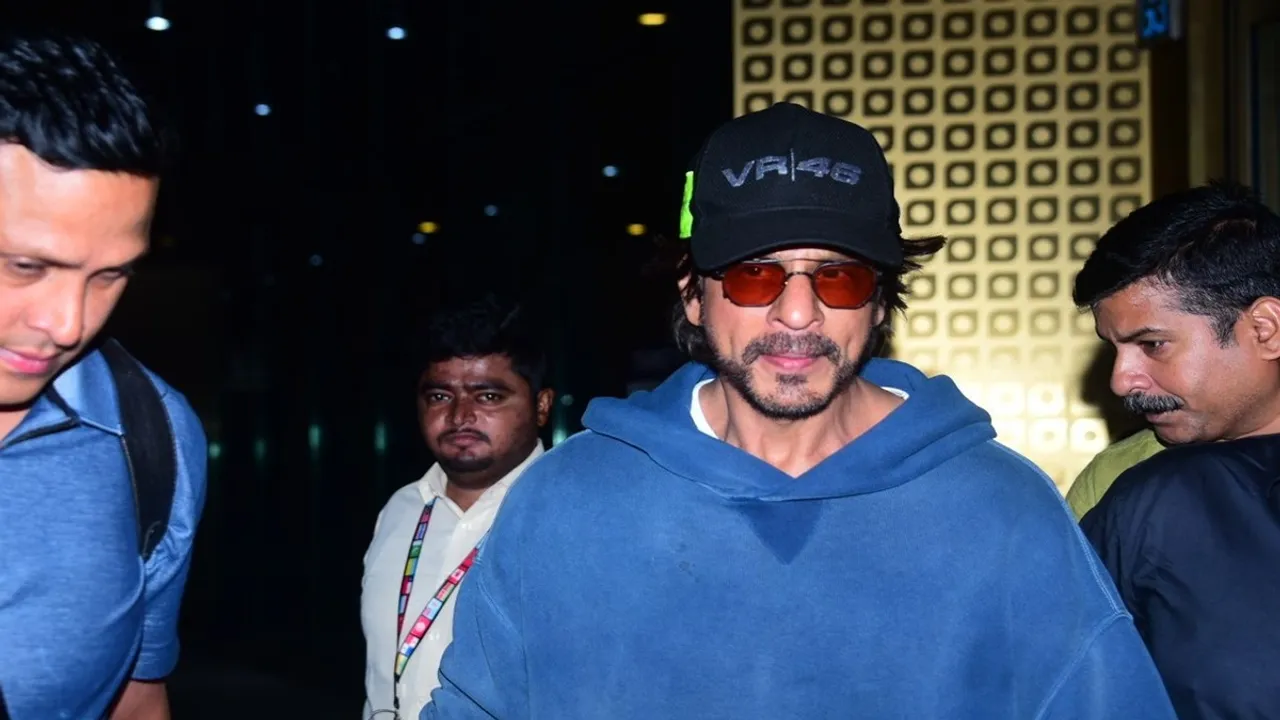Shah Rukh Khan, Shah Rukh Khan accident, Shah Rukh Khan surgery, Jawan, শাহরুখ খান, শাহরুখের চোট, টলিউড, shah rukh khan back to mumbai, shah rukh news, bollywood update, tollywood news, entertainment news, latest entertainment news, বিনোদন, আজকের বিনোদনের খবর, ie entertainment news, entertainment update, Indian express entertainment news