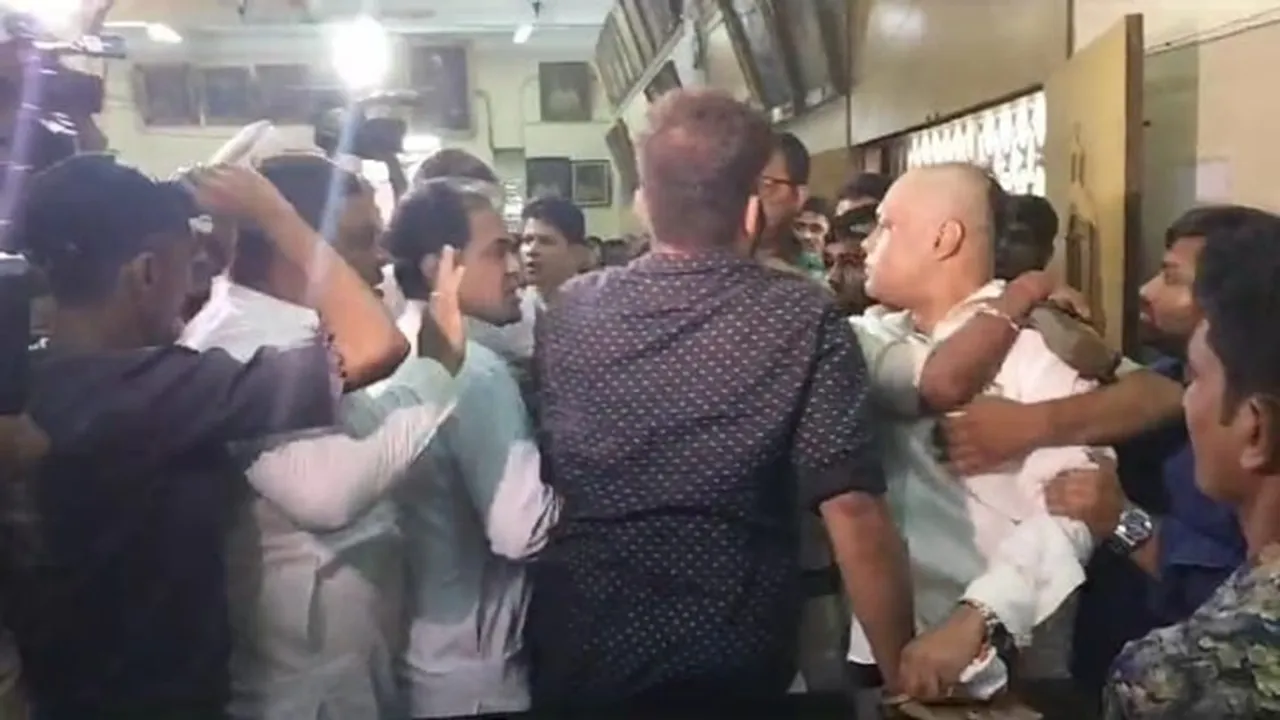 kaustav bagchi faces protest at mahajati sadan in cp foundation day programme