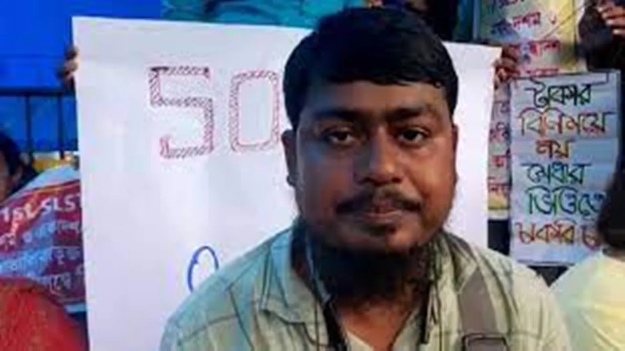 what protester shahidullah said about the ssc teachers job demand , 'ক্ষুদার্থ মানুষ খাবারের জন্য যা খুশি করতে পারে', চরম হুঁশিয়ারি চাকরি আন্দোলনকারী শহীদুল্লাহ্-র