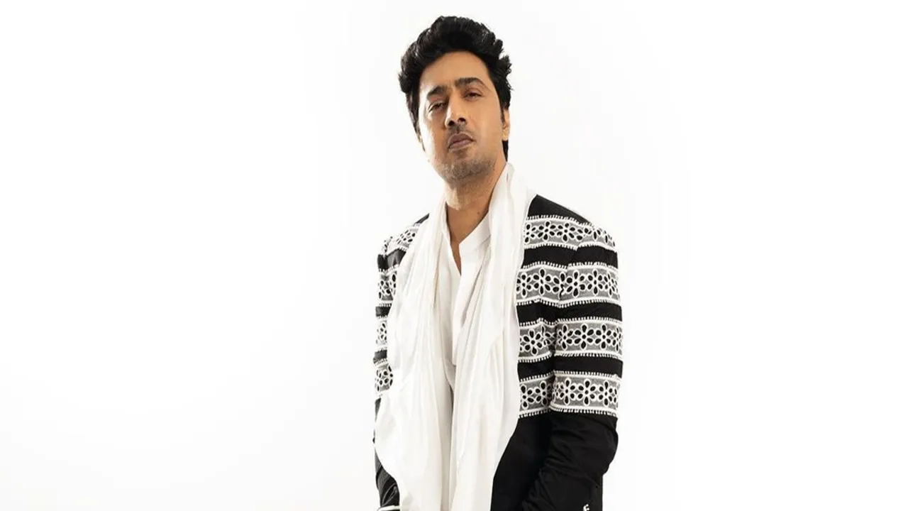 dev, deepak adhikari, dev high fever, dev have dengue, dev news, dev pradhan movies, dev entertainment news, dev tollywood news, দেব, ডেঙ্গু, entertainment news, indian express entertainment news, today entertainment article, viral news,বলিউদ, বিনোদনের খবর, আজকের টলিউড