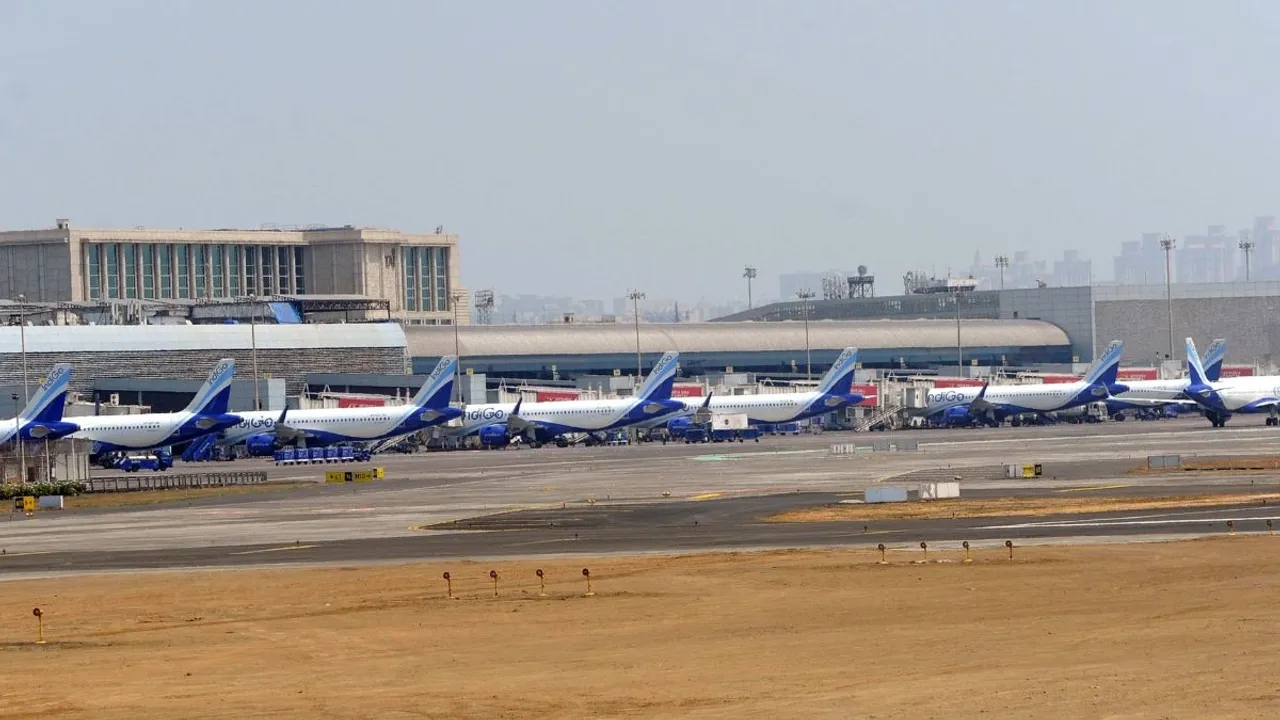 Karnataka bandh, Karnataka bandh latest news, flights cancelled at Bengaluru airport, Bengaluru airport flights cancelled, Kannada activists detained at Bengaluru airport, Karnataka bandh news