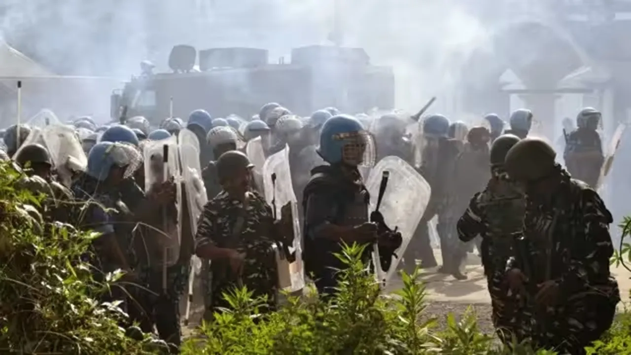 manipur, manipur heavy firing, manipur pallel heavy firing, manipur meira paibis, manipur violence, meira paibis, manipur mob violence, manipur mobs vs security forces, manipur news, manipur breaking, indian express