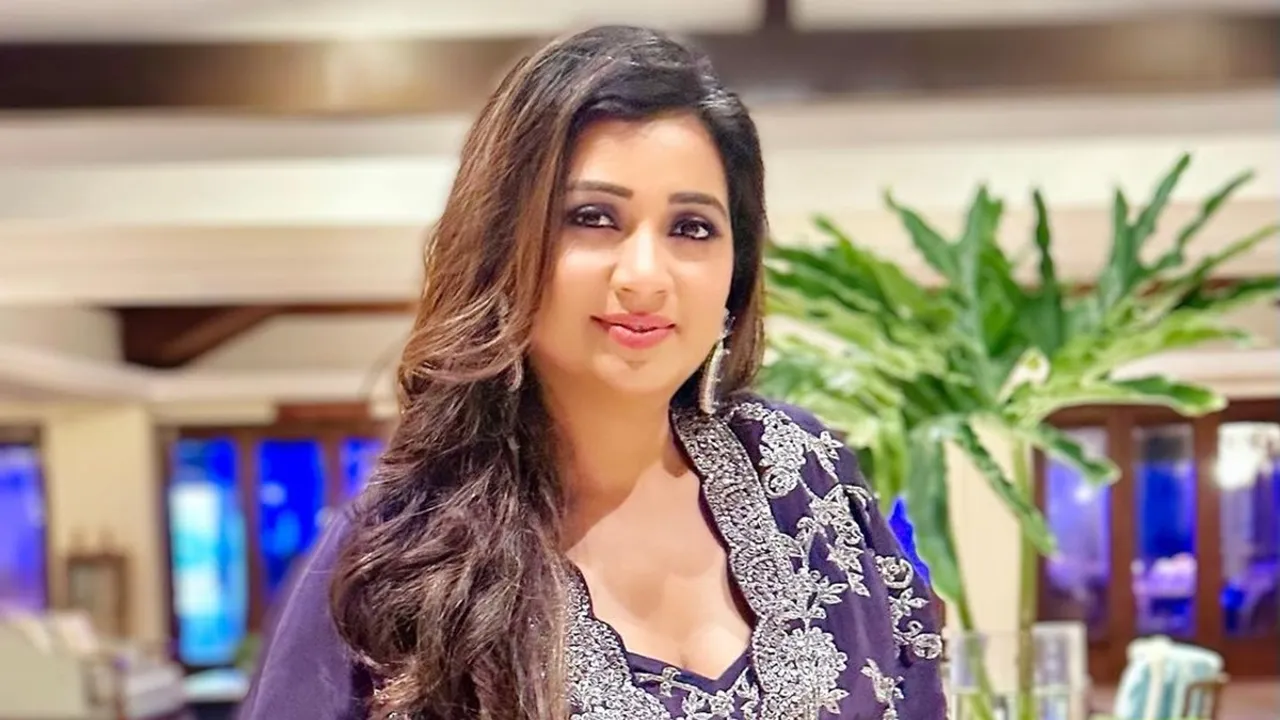 shreya ghoshal, shreya ghoshal indian idol, shreya ghoshal songs, shreya ghoshal news, shreya ghoshal cried on reality show, shreya ghoshal update, শ্রেয়া ঘোষাল, bollywood update, tollywood trending news, trending news today, trending news update, viral story, tollywood news, entertainment news, latest entertainment news, বিনোদন, আজকের বিনোদনের খবর, ie entertainment news, entertainment update, Indian express entertainment news, আজকের বাংলা খবর, bangla news today, today bengali news
