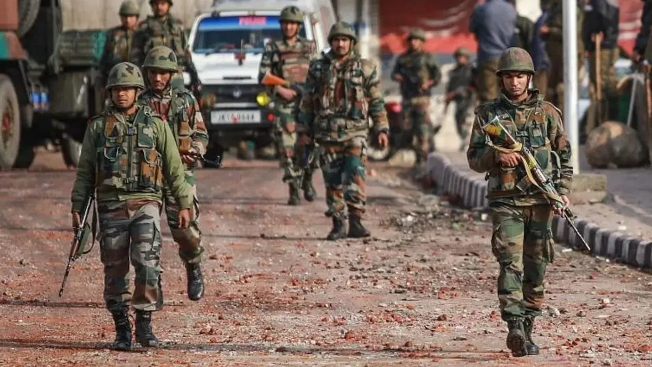 kulgam encounter, lashkar terrorists killed, Three Lashkar terrorists killed in encounter with security forces in Jammu and Kashmir's Kulgam, Jammu and Kashmir Kulgam encounter Lashkar terrorists killed