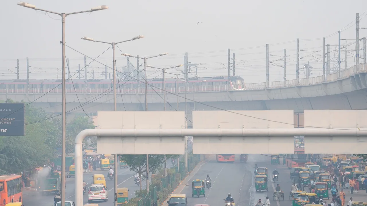 delhi most polluted city in world, delhi aqi, mumbai aqi, kolkata aqi, mumbai air pollution, delhi air quality, IQAir, iqair live rankings, Delhi AQI today, delhi air quality, delhi aqi, delhi pollution, delhi air quality, delhi news, delhi rainfall, diwali, diwali aqi, indian express