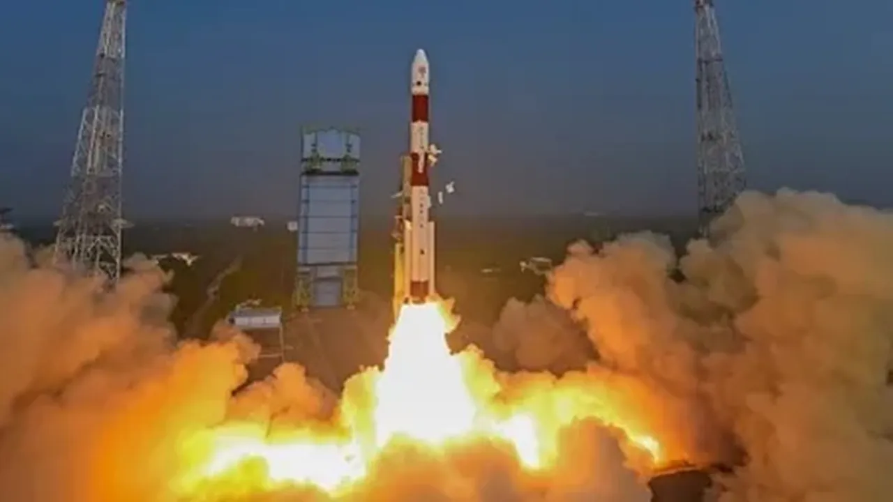 Aditya L1"," Aditya L1 news"," Aditya L1 update"," Aditya L1 halo"," Aditya L1 details"," Aditya L1 isro"," Isro Aditya L1 firing"," Science News"," where is Aditya L1"," what will Aditya L1 do"," Aditya L1 mission","