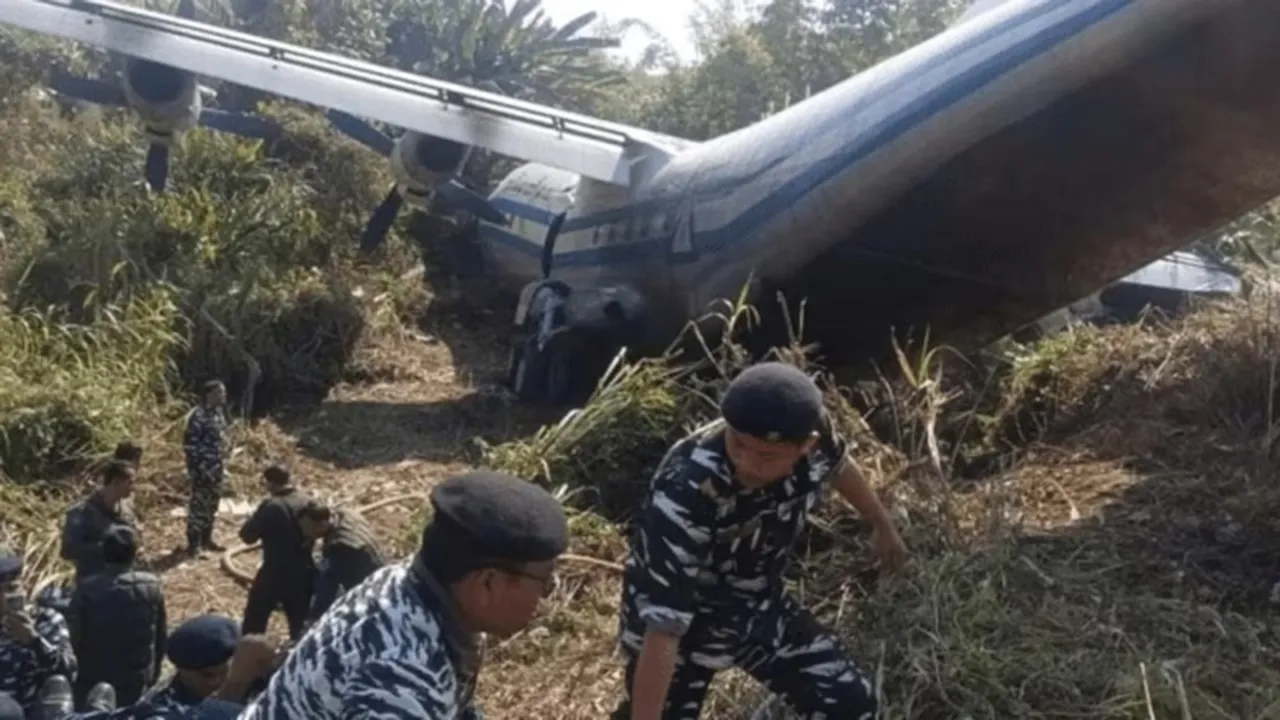 Myanmar military plane skids off runway in Mizoram , মিজোরামে মায়ানমারের যুদ্ধবিমান পিছলে দুর্ঘটনা