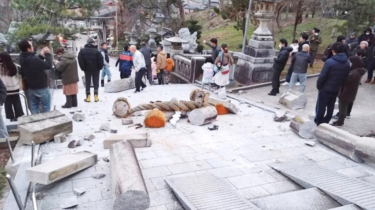 Japanese Prime Minister Fumio Kishida, in a televised address, asked citizens to follow evacuation orders closely and warned that more quakes and tsunami waves might follow the initial warning.