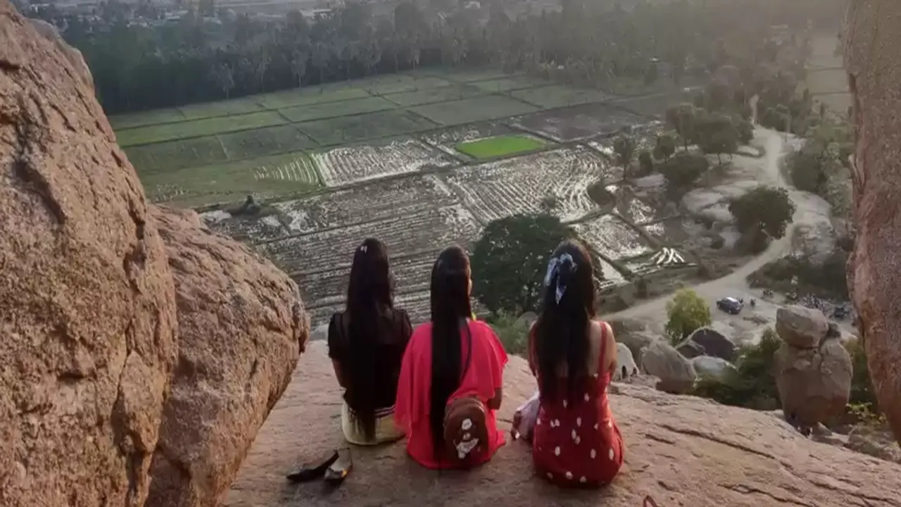 kalimpong 3 girl glorifies west bengal police winners team by their initiativeness