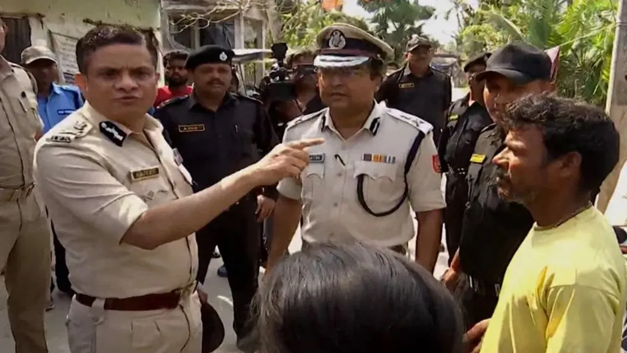Election Commission removed Rajeev Kumar from the post of DG of West Bengal after the Lok Sabha polls were announced , লোকসভা ভোট ঘোষণা হওয়ার পরই পশ্চিমবঙ্গের ডিজি পদ থেকে রাজীব কুমারকে সরিয়ে দিল নির্বাচন কমিশন
