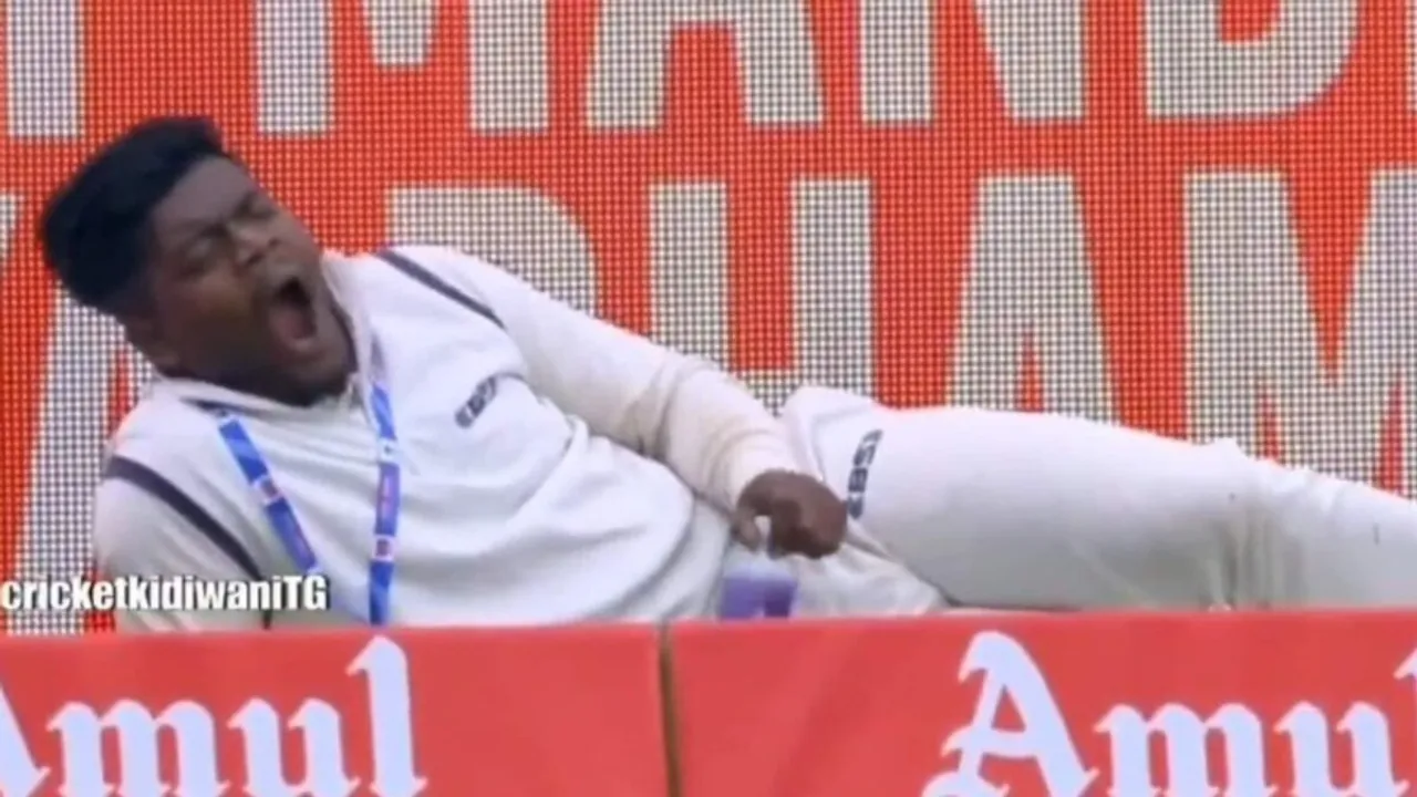 Viral ball boy, ball boy napping, india vs england