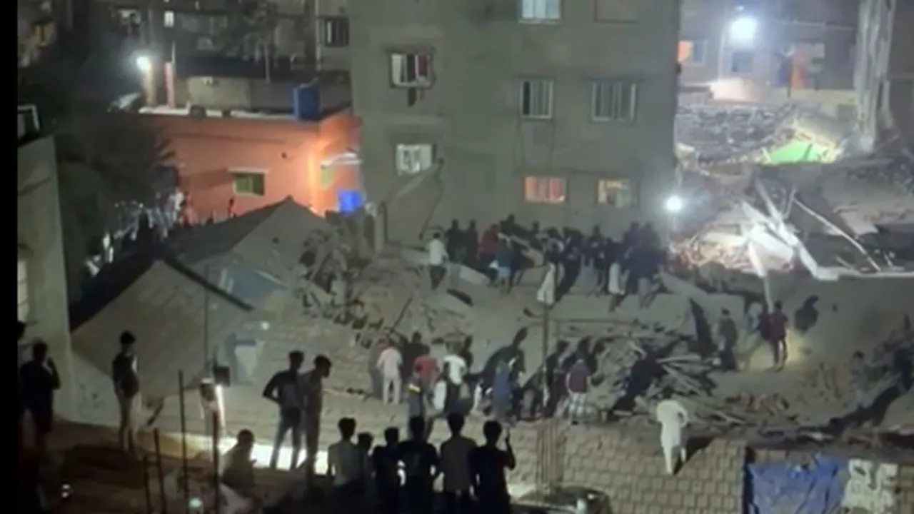 Building collapse, Garden Reach, Firhad Hakim, Police"